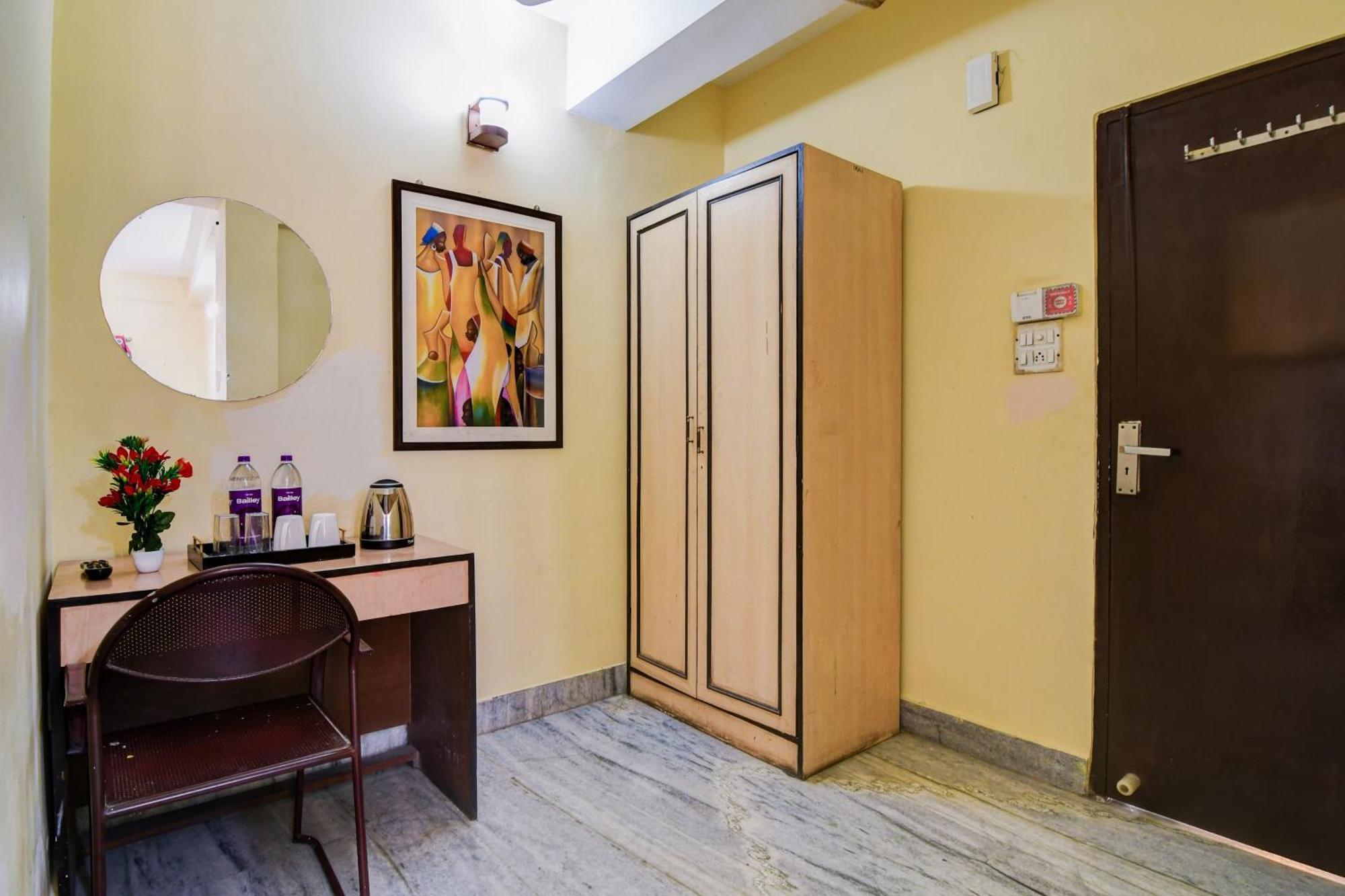 Super Hotel O Alipore Near Chetla Formerly Alipore Guest House Alīpur Extérieur photo