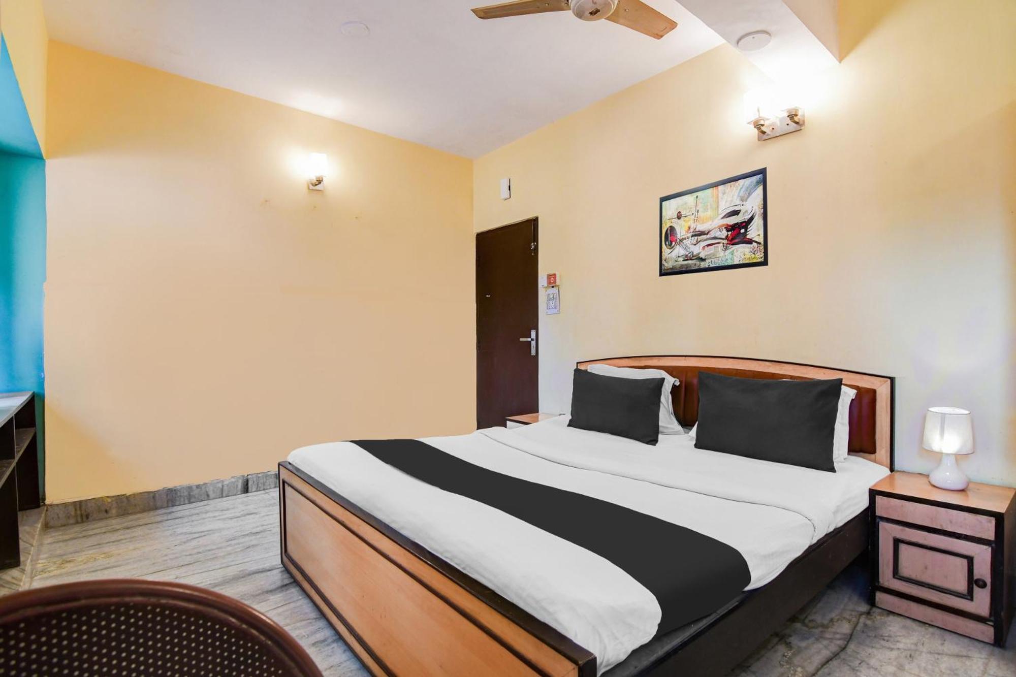 Super Hotel O Alipore Near Chetla Formerly Alipore Guest House Alīpur Extérieur photo