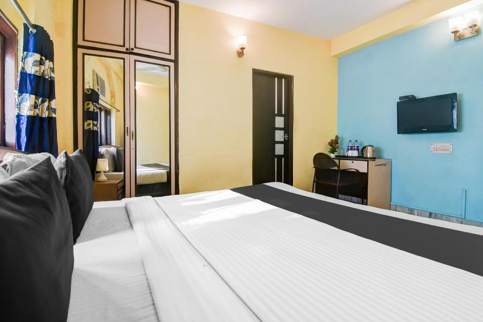 Super Hotel O Alipore Near Chetla Formerly Alipore Guest House Alīpur Extérieur photo
