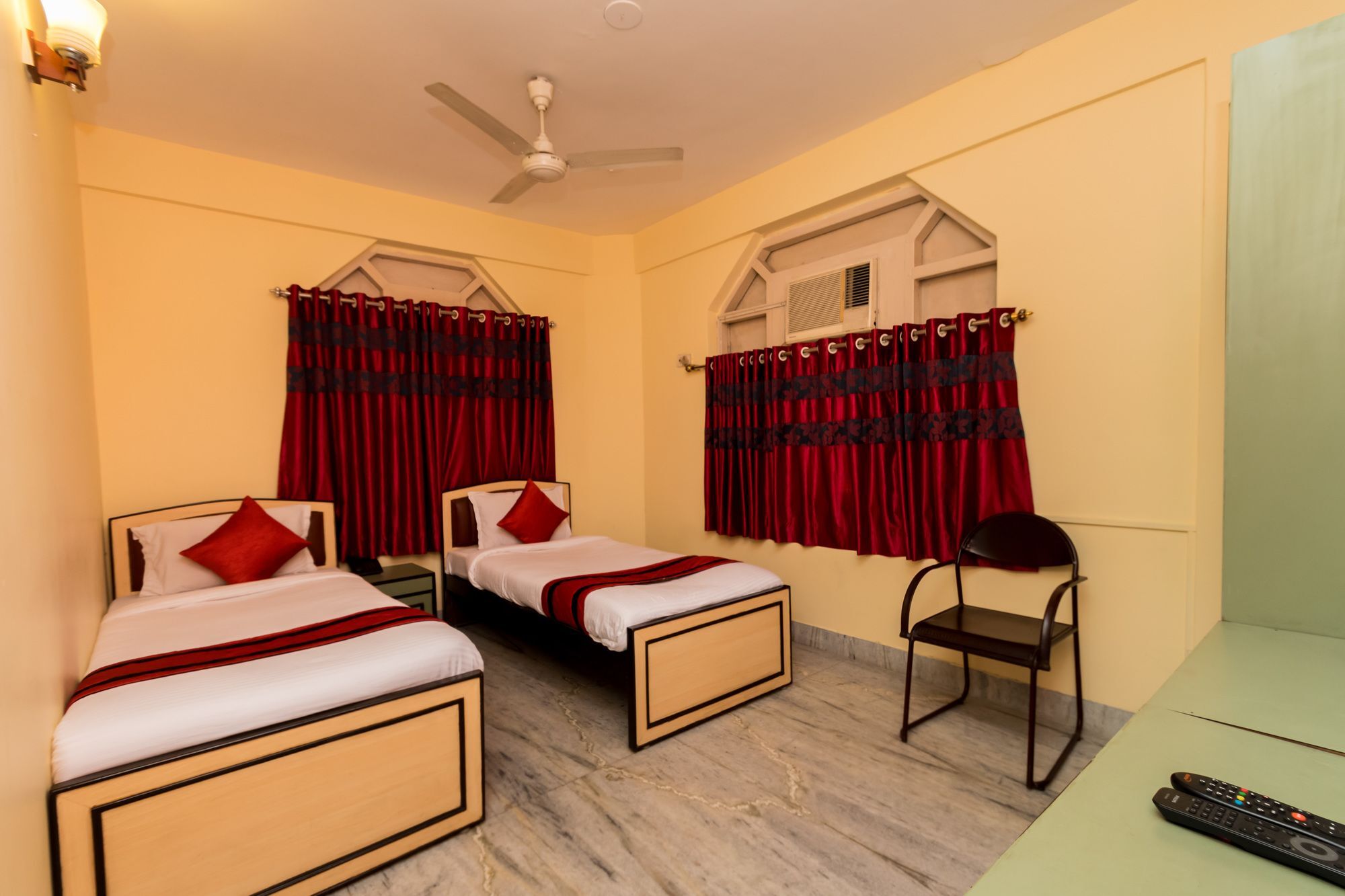 Super Hotel O Alipore Near Chetla Formerly Alipore Guest House Alīpur Extérieur photo